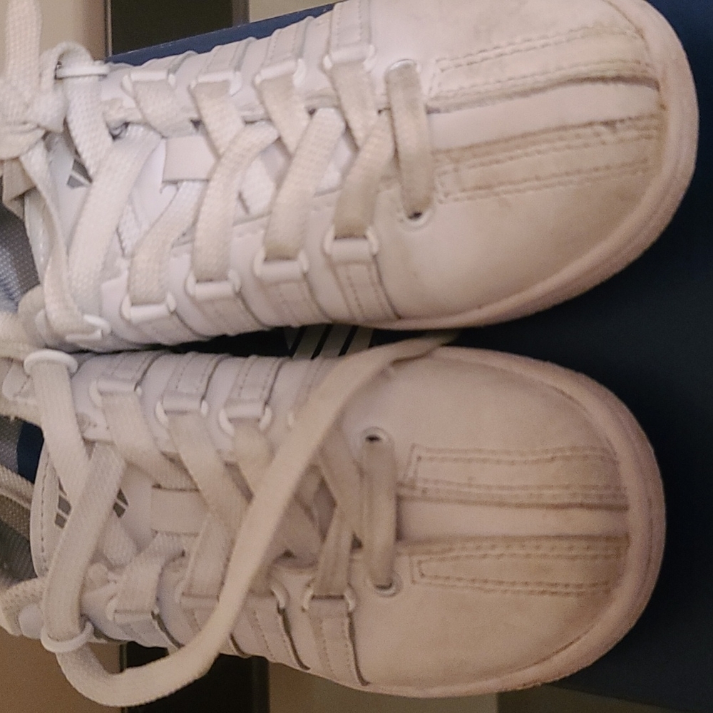 Shoes - Picture 5 of 5